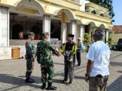 PERINGATI HARI JADI TNI KE-79, PRAJURIT TNI DI TANJUNGSARI BERBURU BERKAH DI BULAN MAULID NABI MUHAMMAD SAW